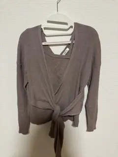 レイヤードクロスニットプルオーバー