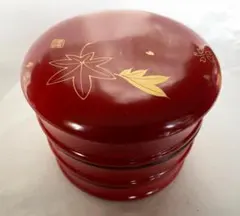 木製 重箱 本漆塗 春秋蒔絵つづみ型 丸二段重 5寸15cm朱塗内すり漆 弁当箱 木製 重箱 本漆塗 春秋蒔絵つづみ型 丸二段重 5寸15cm朱塗内すり漆
