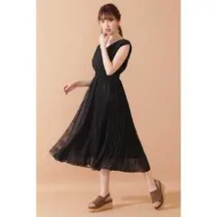 【最終価格】レイシーシフォンプリーツワンピース