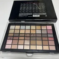 KATE アイシャドウマニア アイシャドウパレットのサムネイル