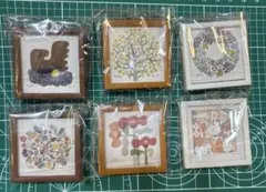 BIRDS' WORDS フレームキーチェーン ガチャ バーズワーズ 全6種