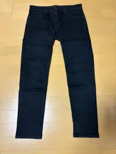 UNIQLO スキニーデニム ブラック