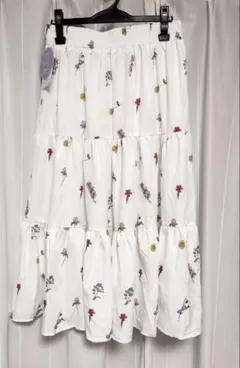 しまむら 門脇伶奈 コラボ NOWNOW 花柄ティアードスカート