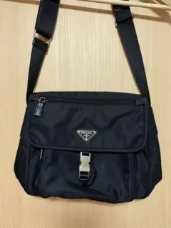 【現行類似・極上美品✨】プラダ メッセンジャーバッグ ナイロン VA0350 黒 プラダ(PRADA) ナイロン メッセンジャーバッグ | 通販・人気ランキング