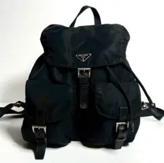 【美品✨】プラダ リュックサック 三角 巾着 テスートナイロン×レザー 黒色