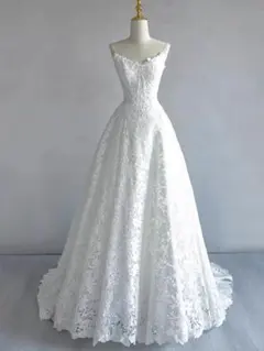 ホワイトレース Aライン ウェディングドレス 美しさ　豪華なドレス 二次会前撮り