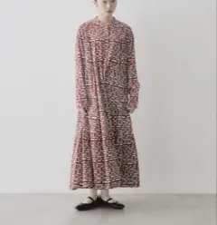 manana suerte 赤と白のロングワンピースのサムネイル