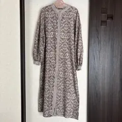 幾何学模様　長袖ロングワンピース