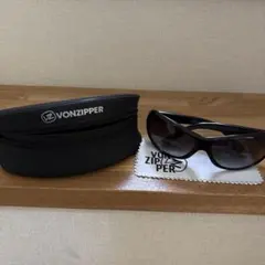 VONZIPPER ボンジッパー　サングラスのサムネイル