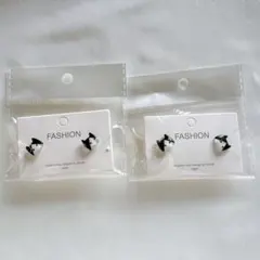 印刷ズレ　猫の顔デザイン ピアス(両耳用)2個セット