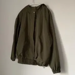 オリーブ フード付き マウンテンパーカー　カーキ