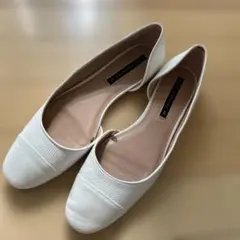 ZARA TRAFALUC 40 ホワイト フラットシューズのサムネイル