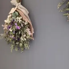 ドライフラワー❀naturalスターリンジャーとスターチスのスワッグ