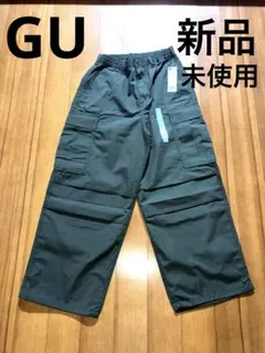 GU スーパーワイドカーゴパンツ（オリーブ） Sサイズ