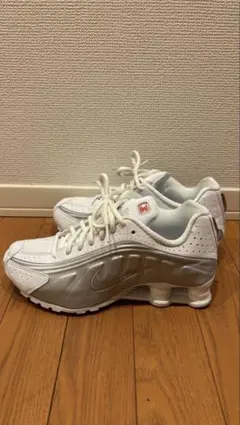 NIKEショックス　R4 Nike Shox R4 Women ホワイト