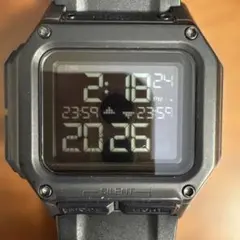 NIXON THE REGULUS 腕時計 ブラックのサムネイル