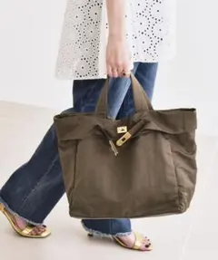 シップスquaranciel: ベルトデザイン 2way トートバッグ A4対応のサムネイル