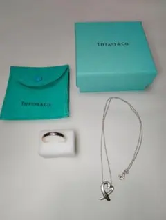 Tiffany & Co. ピンクサファイアリング・ラビングハートネックレス