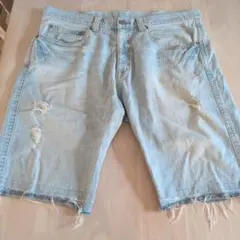 ライトブルーダメージ加工 デニムショートパンツ