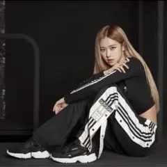 ブラックピンク着用 アディブレイク adidas アディダス トラックパンツ