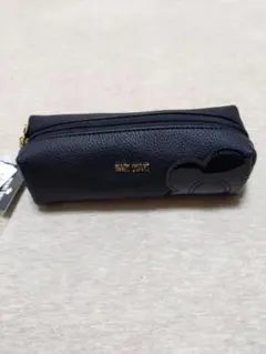 マリークヮント　シュリンクデイジーパッチ　スクエアペンケース　ブラック