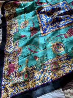 Monique Valery シルク　イヴ・サンローラン　Versace風