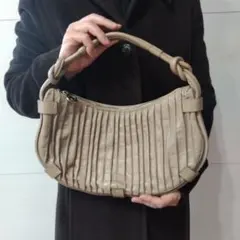 ジョルジオアルマーニ バッグのサムネイル