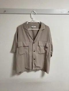 半袖シャツ ベージュ Mサイズのサムネイル