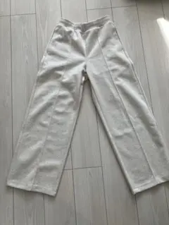 ユニクロ　スウェットストレートパンツ　S