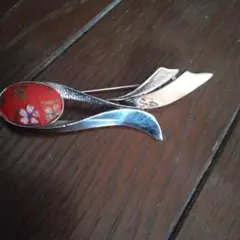 和紙を使用したブローチ新品
