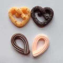 チュロス●フェイクスイーツ　スイーツデコ　パーツ ハンメイド　推し活　手芸