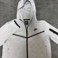 あ さん専用 レア　NIKE テックフリース　グレー　M