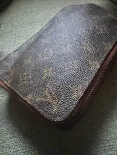 k*9様 Louis Vuitton モノグラム ジュエリーケース 希少デザイン