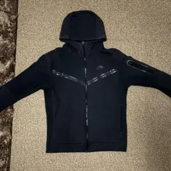 NIKE テックフリース（上）