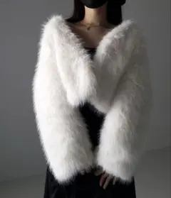 me+em select ノーカラーショートフェイクファーコートエコファーコート