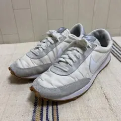 NIKE W DBREAK SUMMIT WHITE 25cm
