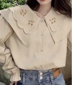 ベージュブラウス