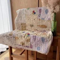 未使用❁エンブロイダリー　アイボリー　パッチワークカンタキルトマルチカバーラグ