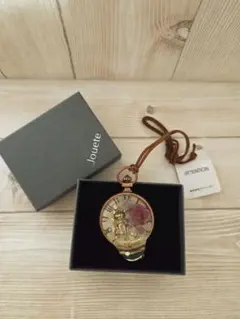 懐中時計風ネックレス　新品　猫と薔薇デサインアンティーク調