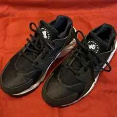 NIKE WMNS AIR HUARACHE RUNエアハラチ 23.5cm相当