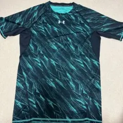UNDER ARMOURトレーニングシャツ