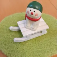 コンコンブル スノーマンとソリ