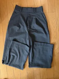 UNIQLO タックワイドパンツ XS グレー