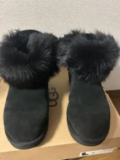 UGG 2way キラキラボタン付きブラック　ムートンブーツ