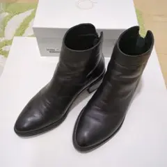 ヴィセブントゥエルブサーティ　ブーティー　サイズM