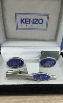 新品未使用）KENZOの　ネクタイピンとカフスのセットです