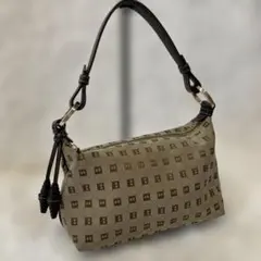 バリー ワンショルダーバッグ ブラック ✨美品✨ - メルカリ