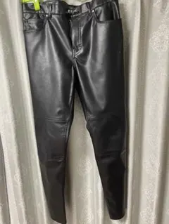 H&M ブラック レザースリムフィットパンツ US31のサムネイル