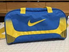 NIKE スポーツバッグ　ボストンバッグ