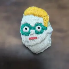 【ハンドメイド】刺繍ブローチ